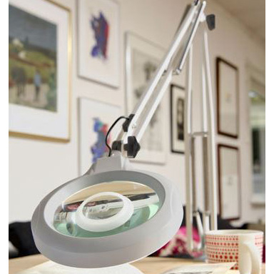 Magnifying Lamps